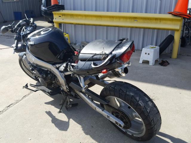 JKAZX4J127A067408 - 2007 KAWASAKI ZX600 J1 BLACK photo 3