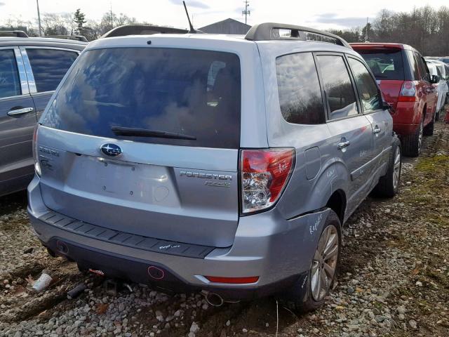 JF2SHAEC0DH437757 - 2013 SUBARU FORESTER L SILVER photo 4