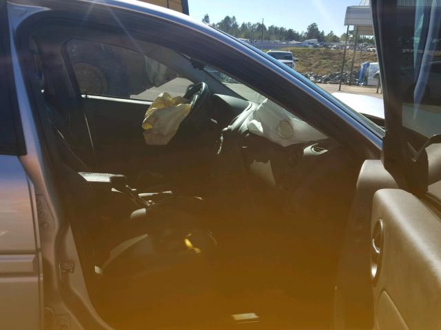 2G2WR524X41130086 - 2004 PONTIAC GRAND PRIX SILVER photo 5