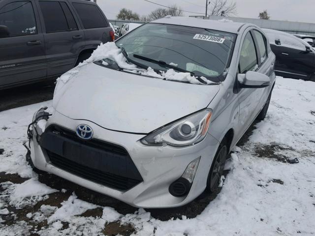 JTDKDTB30F1578320 - 2015 TOYOTA PRIUS C SILVER photo 2