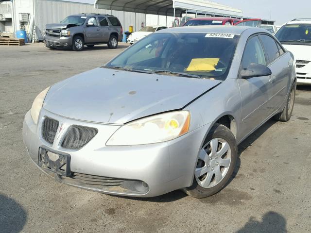 1G2ZF55B964166245 - 2006 PONTIAC G6 SE SILVER photo 2