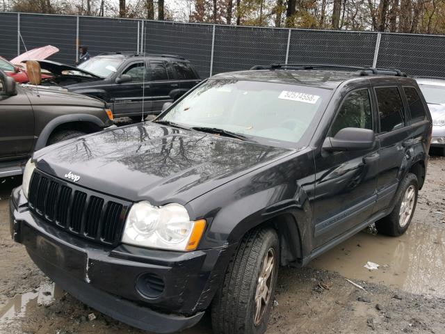 1J8GR48K25C541339 - 2005 JEEP GRAND CHER BLACK photo 2