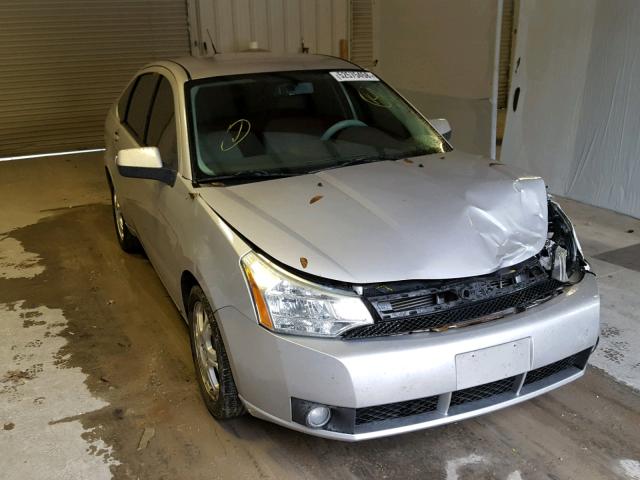 1FAHP36N79W195498 - 2009 FORD FOCUS SES SILVER photo 1