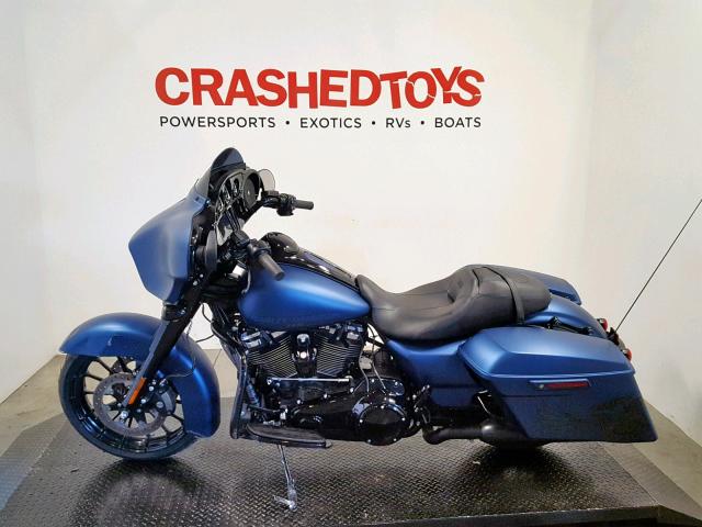 1HD1KYC10JB628033 - 2018 HARLEY-DAVIDSON FLHXS 115T BLUE photo 3