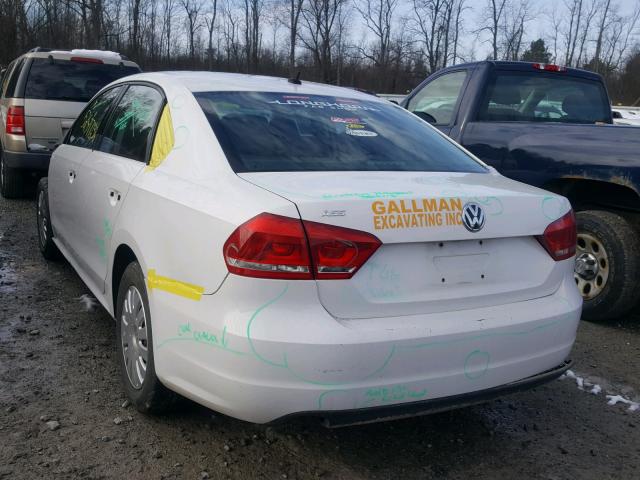 1VWAP7A38EC056319 - 2014 VOLKSWAGEN PASSAT S WHITE photo 3