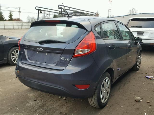 3FADP4EJ8CM180924 - 2012 FORD FIESTA SE BLUE photo 4