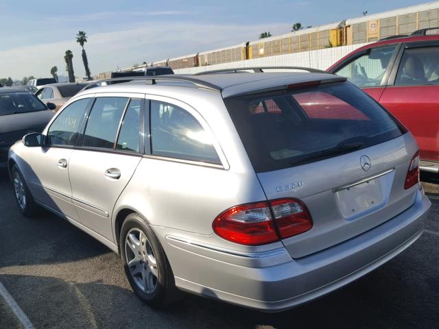 WDBUH65J44A397919 - 2004 MERCEDES-BENZ E 320 SILVER photo 3