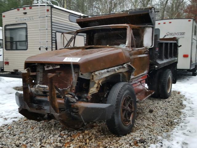 1FDNF60H9JVA33821 - 1988 FORD F600 RED photo 2