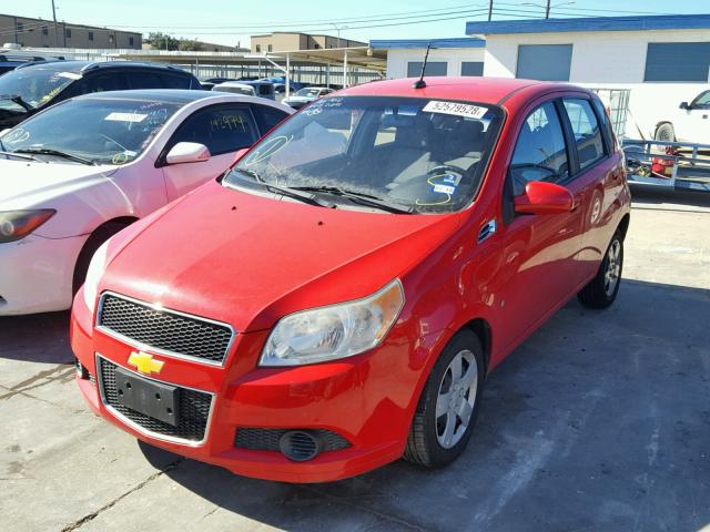 KL1TD66E79B327706 - 2009 CHEVROLET AVEO LS RED photo 2