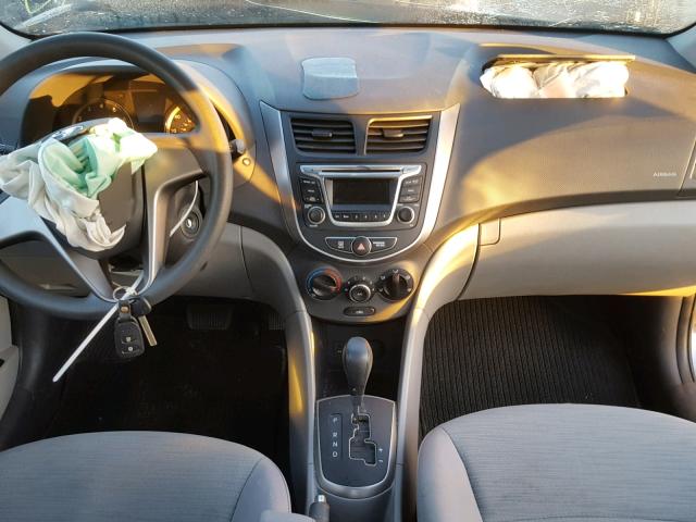 KMHCT4AE7GU951333 - 2016 HYUNDAI ACCENT SE GRAY photo 9