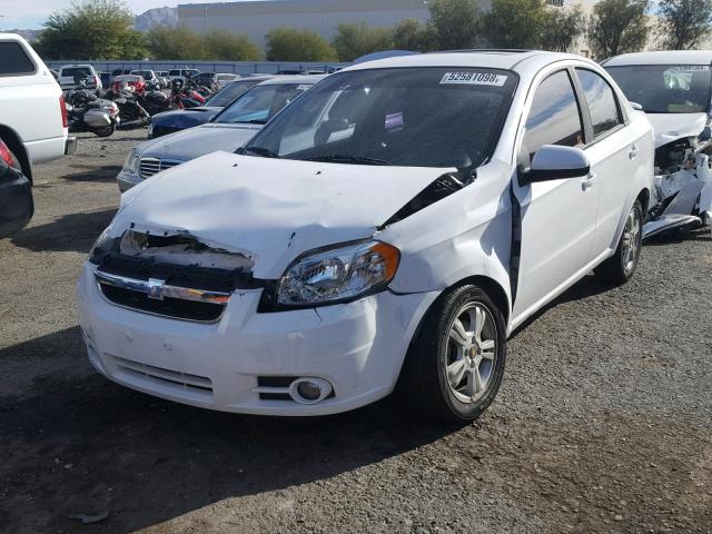 KL1TG5DE8BB136614 - 2011 CHEVROLET AVEO LT WHITE photo 2