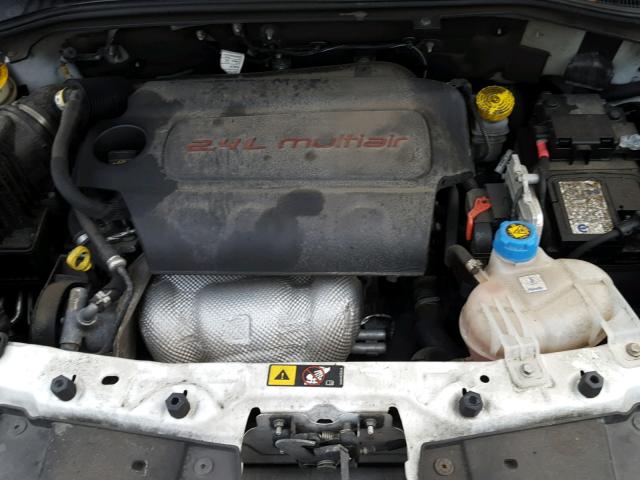 ZFBERFAT8G6B25994 - 2016 RAM PROMASTER 白色 照片 7