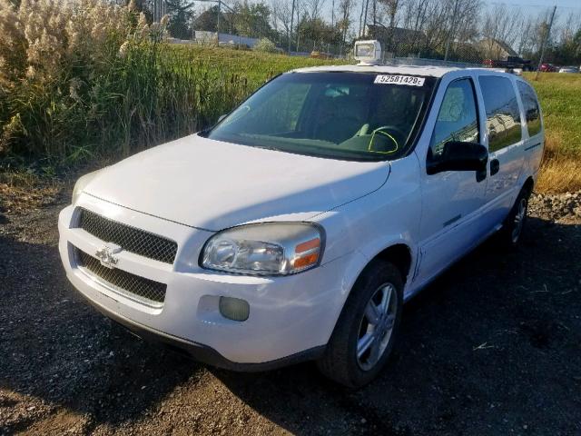 1GNDV03L35D294431 - 2005 CHEVROLET UPLANDER WHITE photo 2