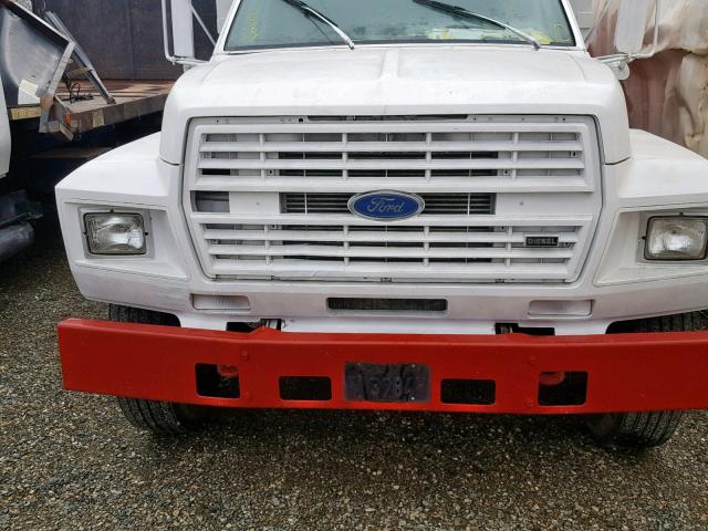 1FDPK74C7PVA35536 - 1993 FORD F700 F WHITE photo 7