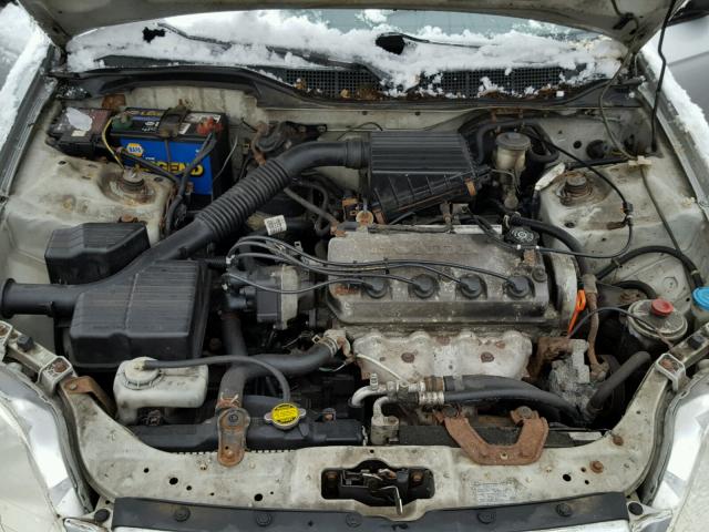 2HGEJ6616YH576562 - 2000 HONDA CIVIC BASE SILVER photo 7