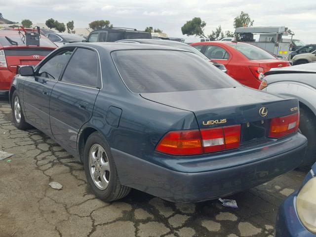 JT8BF28G3W5050776 - 1998 LEXUS ES 300 GREEN photo 3