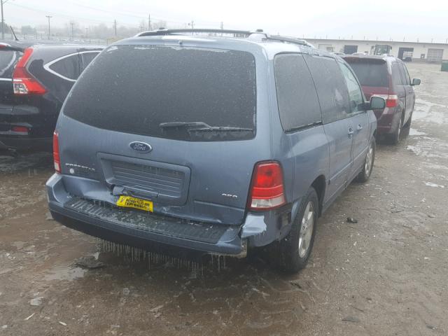 2FMZA576X5BA44889 - 2005 FORD FREESTAR S BLUE photo 4