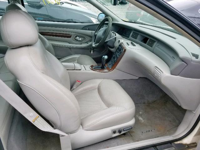 1LNFM92V6WY677071 - 1998 LINCOLN LS WHITE photo 5