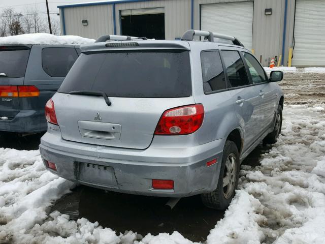 JA4LZ31FX6U027077 - 2006 MITSUBISHI OUTLANDER SILVER photo 4