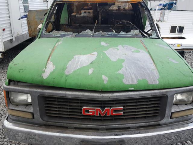 1GDJC34K2SE516080 - 1995 GMC SIERRA C35 GREEN photo 7