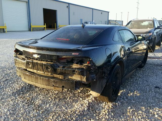 2G1FT1EWXA9136835 - 2010 CHEVROLET CAMARO SS BLACK photo 4