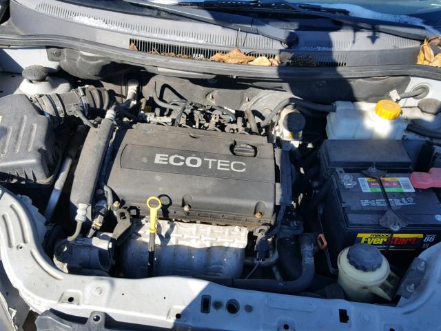 KL1TD5DE1AB135599 - 2010 CHEVROLET AVEO LS SILVER photo 7