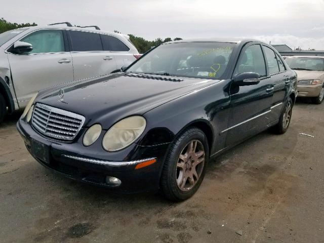 WDBUF65J05A680101 - 2005 MERCEDES-BENZ E 320 BLACK photo 2