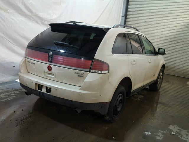 2LMDU88C87BJ09530 - 2007 LINCOLN MKX WHITE photo 4