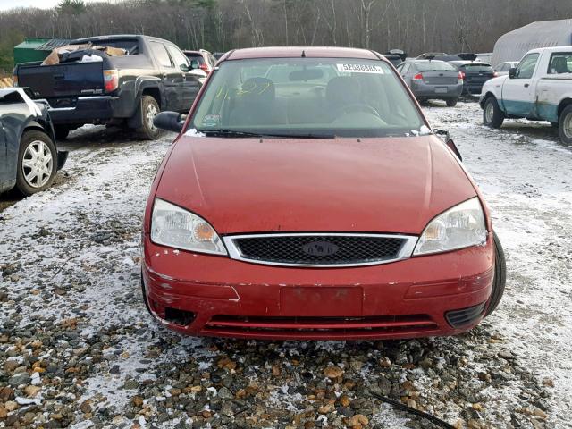 1FAFP34N15W181410 - 2005 FORD FOCUS ZX4 RED photo 9