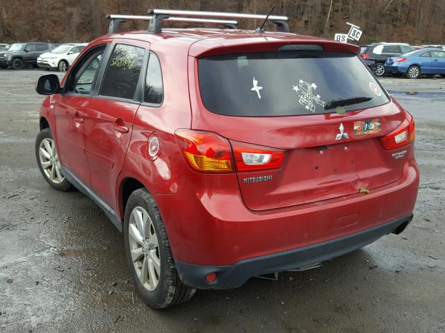 4A4AR3AU2FE048021 - 2015 MITSUBISHI OUTLANDER RED photo 3