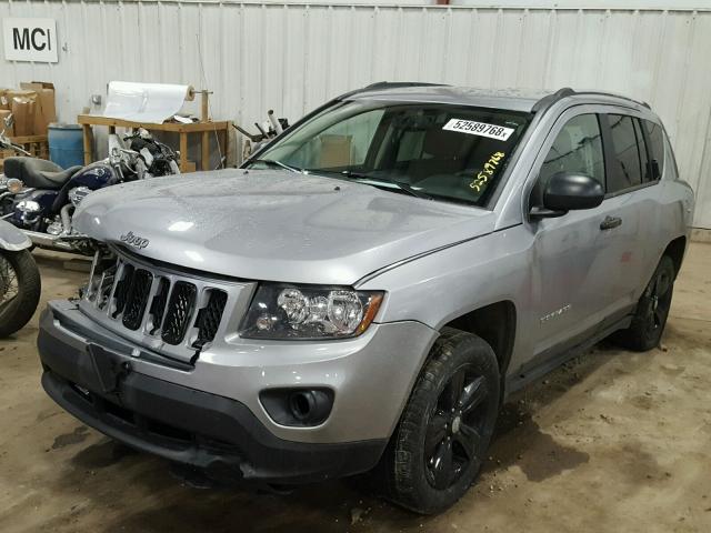 1C4NJDBB5HD144270 - 2017 JEEP COMPASS SP GRAY photo 2