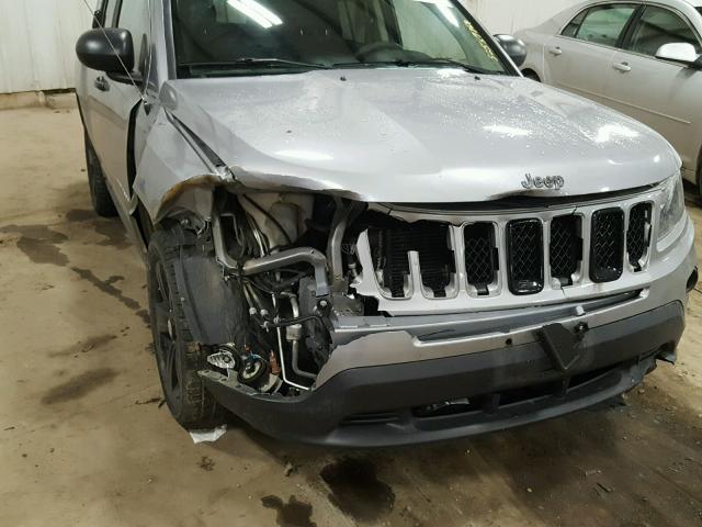 1C4NJDBB5HD144270 - 2017 JEEP COMPASS SP GRAY photo 9