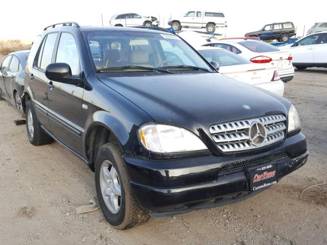 4JGAB54E9YA178993 - 2000 MERCEDES-BENZ ML 320 BLACK photo 1