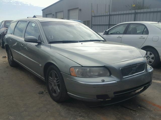 YV1SW592562561679 - 2006 VOLVO V70 2.5T GREEN photo 1