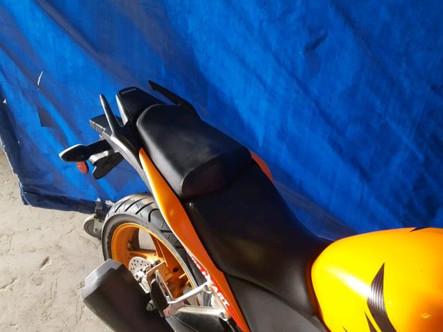 MLHMC4105D5301769 - 2013 HONDA CBR250 R ORANGE photo 6