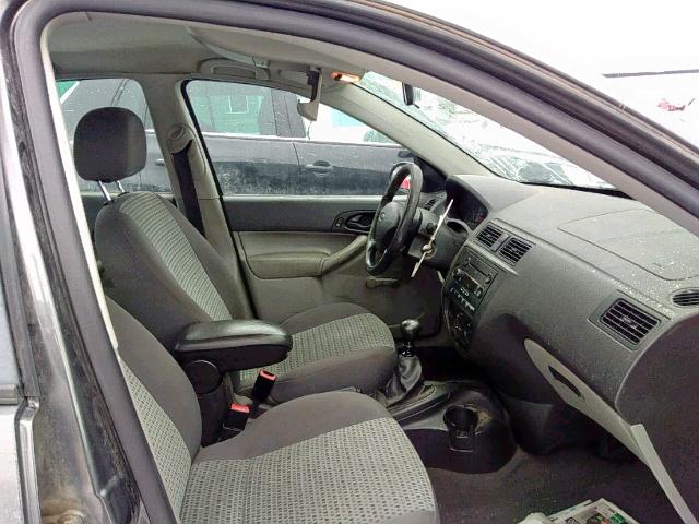 1FAFP34N67W144131 - 2007 FORD FOCUS ZX4 GRAY photo 5