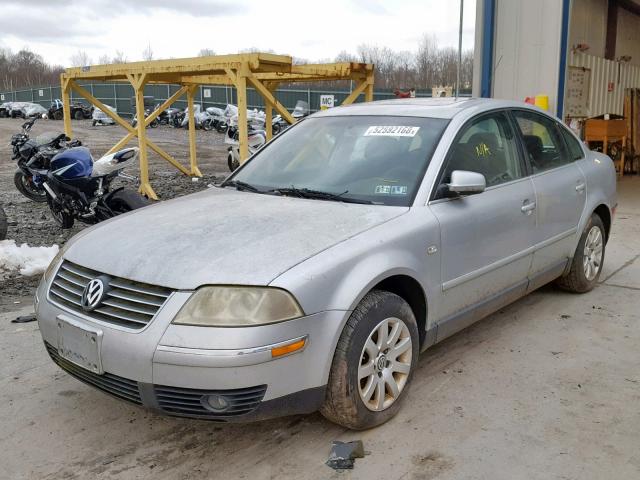 WVWPD63B22P365678 - 2002 VOLKSWAGEN PASSAT GLS SILVER photo 2