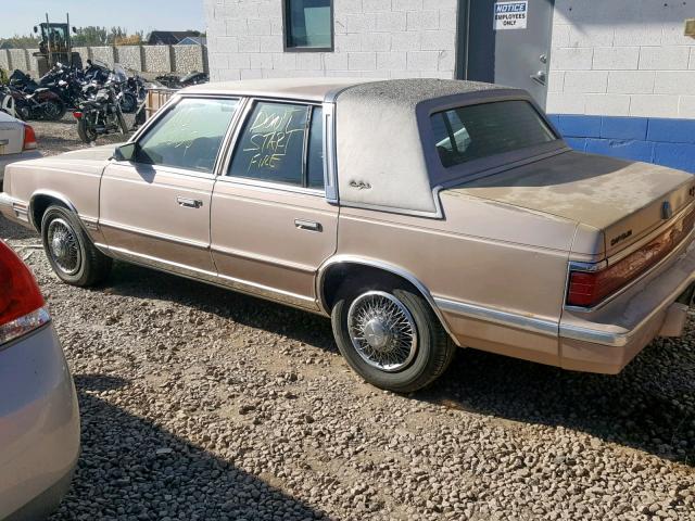 1C3BT56E2JC117891 - 1988 CHRYSLER NEW YORKER GOLD photo 3