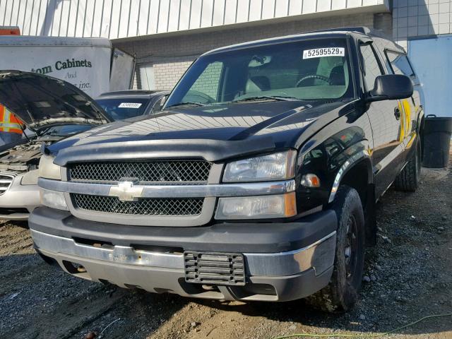 1GCEK14T44Z253740 - 2004 CHEVROLET SILVERADO BLACK photo 2