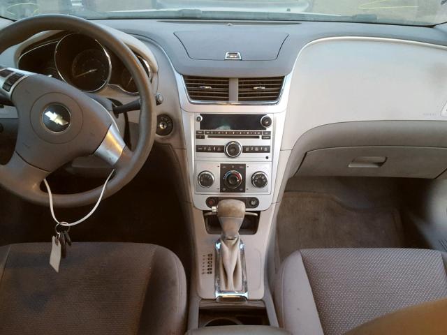 1G1ZG57N48F196267 - 2008 CHEVROLET MALIBU LS 银色 照片 9