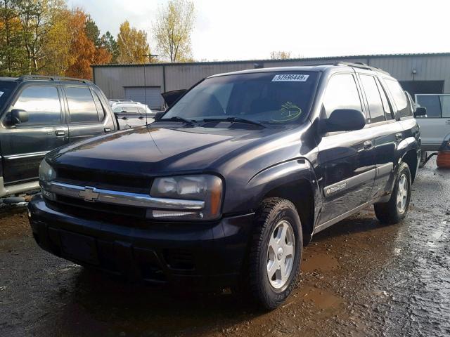 1GNDT13S332321185 - 2003 CHEVROLET TRAILBLAZE BLACK photo 2