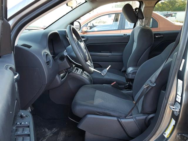 1J4NT1FA1BD190335 - 2011 JEEP COMPASS SP 石墨色 照片 5