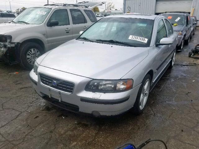 YV1RH58D222150617 - 2002 VOLVO S60 2.5T SILVER photo 2