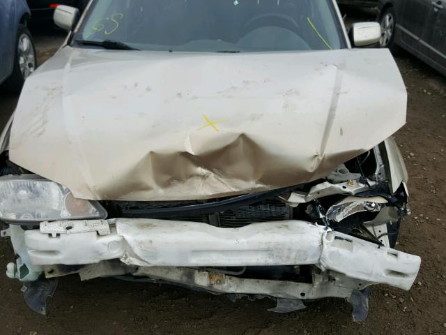 JM1BJ225731109614 - 2003 MAZDA PROTEGE DX CREAM photo 9