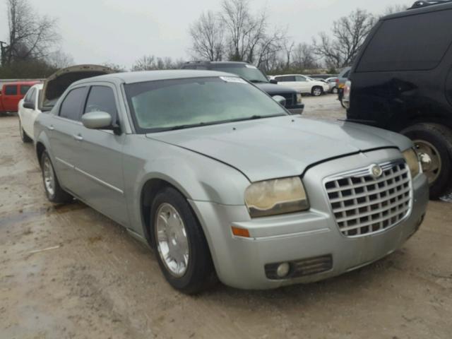 2C3JA53G55H164102 - 2005 CHRYSLER 300 TOURIN GRAY photo 1