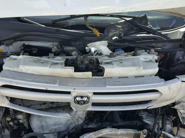 ZFBERFBT4G6B56481 - 2016 RAM PROMASTER 白色 照片 7