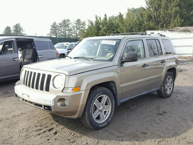 1J8FF48W87D330358 - 2007 JEEP PATRIOT LI GOLD photo 2