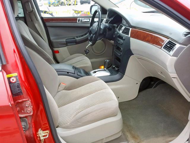 2C8GF68444R335912 - 2004 CHRYSLER PACIFICA RED photo 5