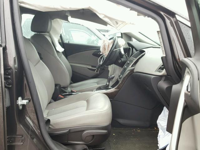 1G4PP5SK6E4105806 - 2014 BUICK VERANO BLACK photo 5