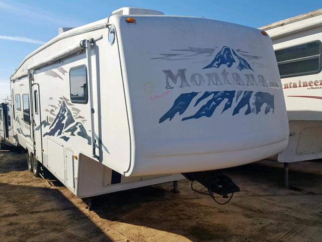 4YDF338214D509535 - 2004 KEYSTONE MONTANA WHITE photo 1